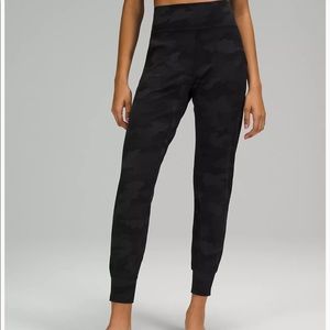 Lululemon Align Jogger, High Rise, Size 2